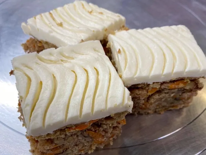  Carrot Cake 6 pack